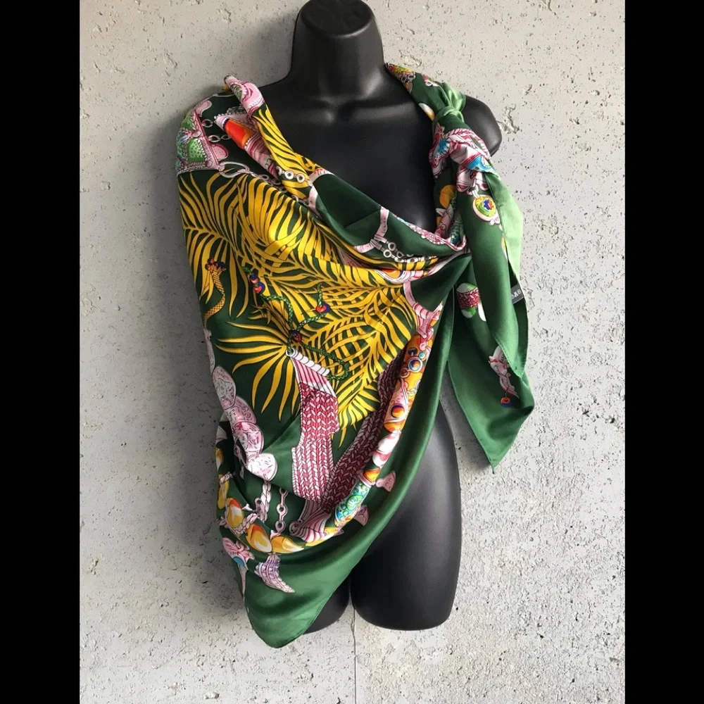 Source Unknown  50”x50” Versatile Green Long Lightweight Shawl/Scarf /Pashmina - Picture 11 of 15